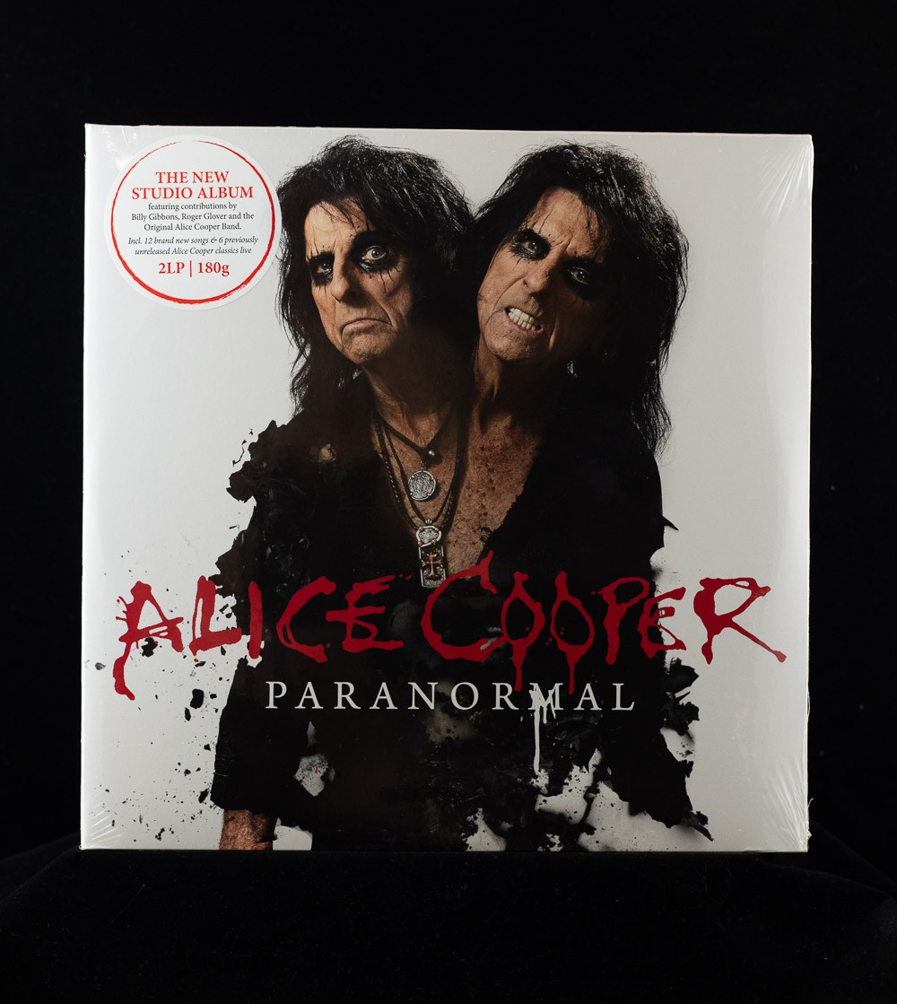 Alice Cooper, Paranormal